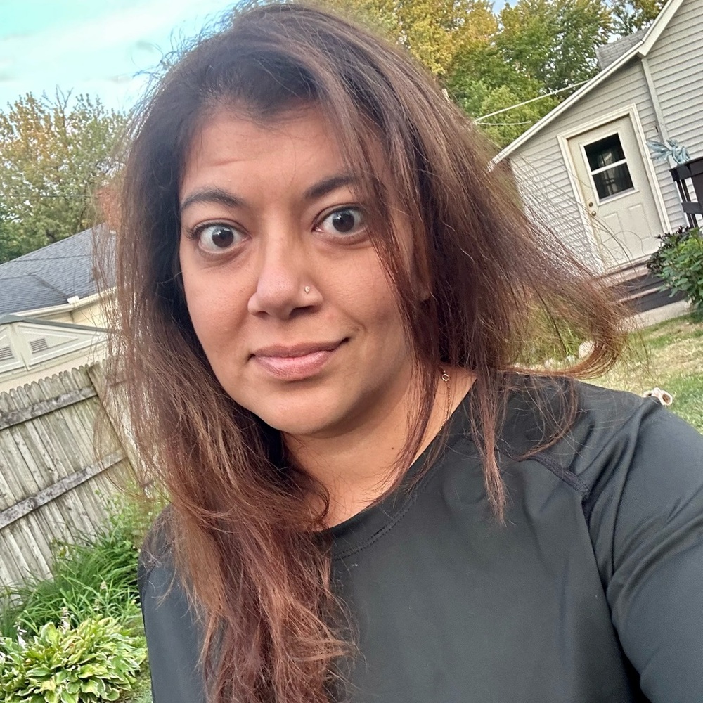 Meet your Posher, Humera